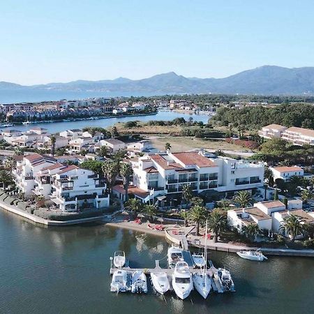 سان سيبريان Relais Et Chateaux Thalasso & Spa Ile De La Lagune المظهر الخارجي الصورة